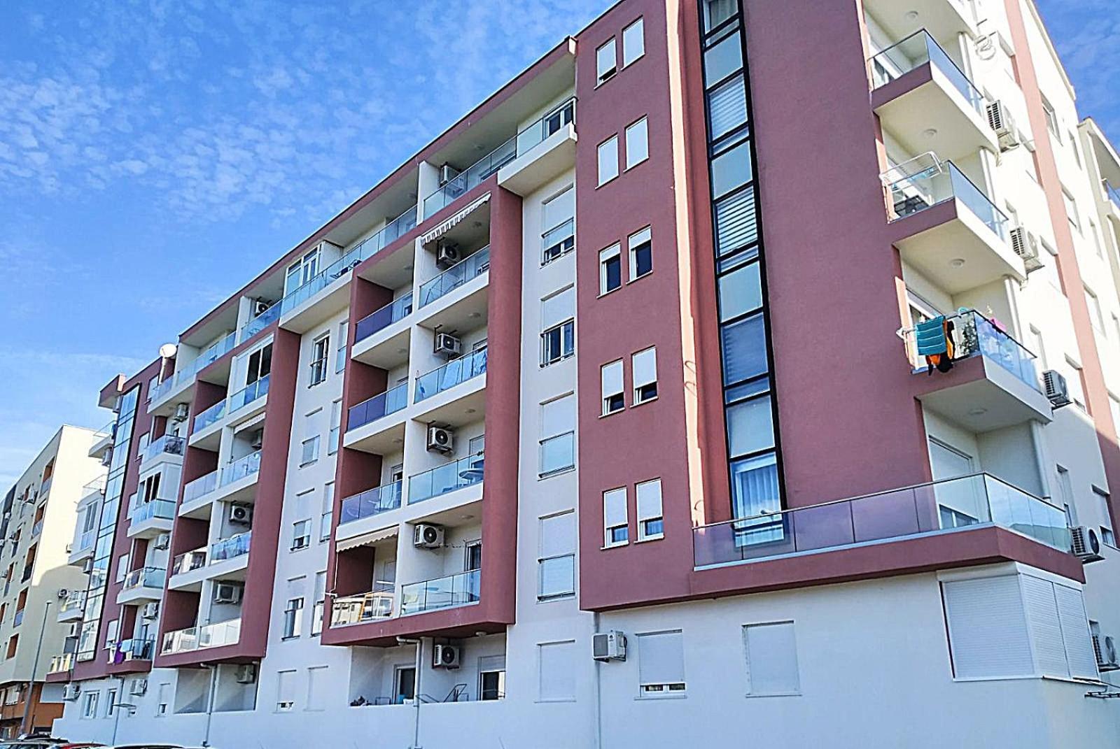 Renta Apartman Podgorica Exteriör bild